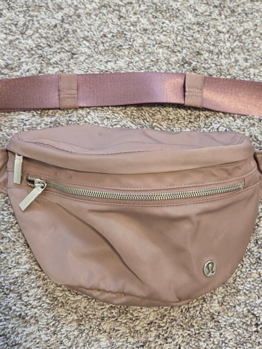 lululemon City Adventurer Belt Bag 2.5L - Twilight Rose (Good Condition)